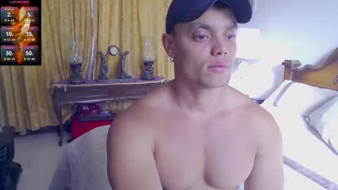 Snapshot of playboy_sex6 chatting on March 21, 9:40 pm PETER online show from March 21, 9:40 pm