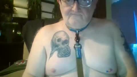 Snapshot of playboychas chatting on March 18, 7:39 pm chaz online show from March 18, 7:39 pm