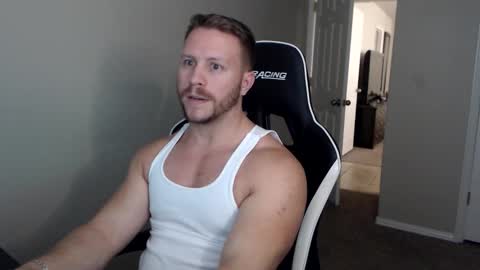 Player online show from November 10, 1:32 pm