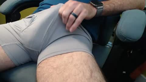 playful_hon online show from August 3, 4:22 pm
