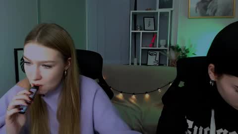Sophie online show from December 18, 2:17 pm