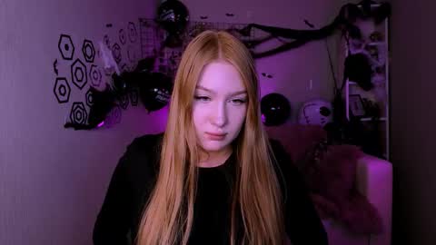 Sophie online show from October 22, 5:02 pm