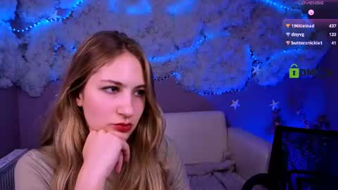 Sophie online show from June 11, 12:32 am