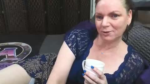 playfulcurvymilf online show from September 16, 12:00 am
