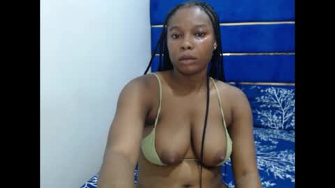 Snapshot of playfuldollx chatting on September 17, 7:43 am Playfuldollx online show from September 17, 7:43 am