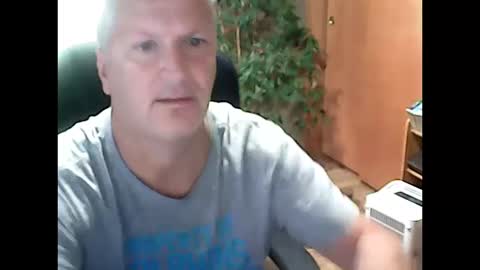 playfulguy4fun online show from October 20, 4:18 pm