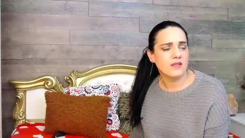 PlayfulSamy online show from December 5, 12:00 pm