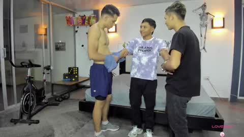 Snapshot of playhardsex chatting on October 6, 11:13 pm online show from October 6, 11:13 pm