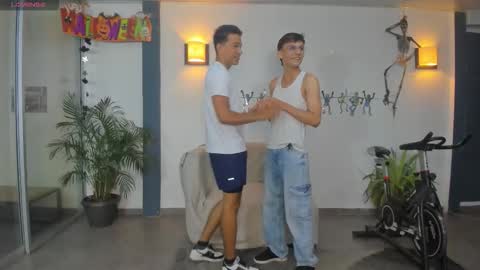 Snapshot of playhardsex chatting on October 19, 11:16 pm online show from October 19, 11:16 pm