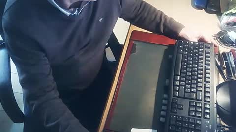 Snapshot of playingch chatting on February 17, 8:22 am littlenounours online show from February 17, 8:22 am