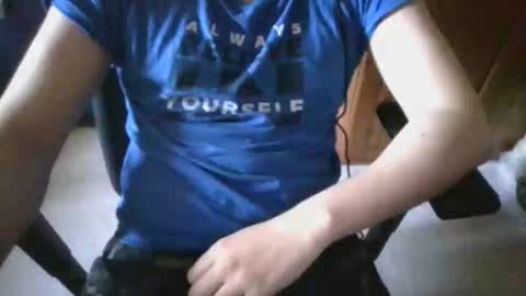 playitsaif11023 online show from November 1, 9:00 am