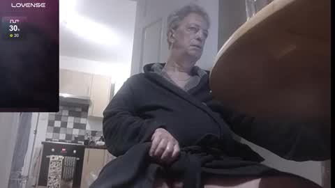 Play Me online show from February 1, 6:34 am