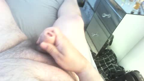 Snapshot of playtimes111300 chatting on July 25, 7:17 am playtimes online show from July 25, 7:17 am