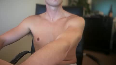 Snapshot of playwithcarson chatting on December 18, 2:17 am Carson online show from December 18, 2:17 am