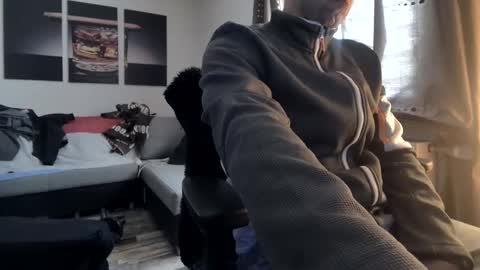 Hello ask me  . Im glad  to see you here in my room. Welcome PVT is open online show from October 5, 9:51 am