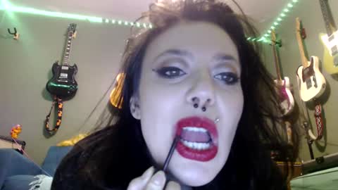 pleasantdinosaurus7537 online show from November 4, 1:16 am