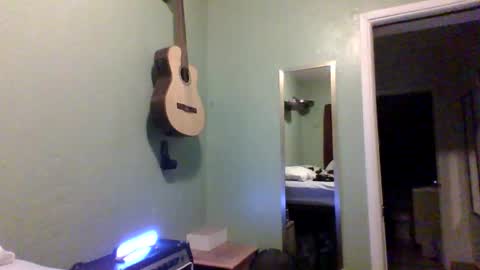 pleasantdinosaurus7537 online show from November 10, 3:16 am