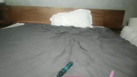 please_daddy_69 online show from March 21, 9:36 am