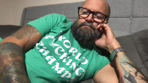 PleaseSitOnMyCock online show from November 12, 1:06 am