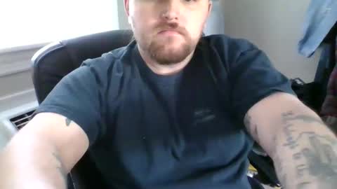 Snapshot of pleasewithease chatting on January 7, 4:59 pm aimtoplease online show from January 7, 4:59 pm