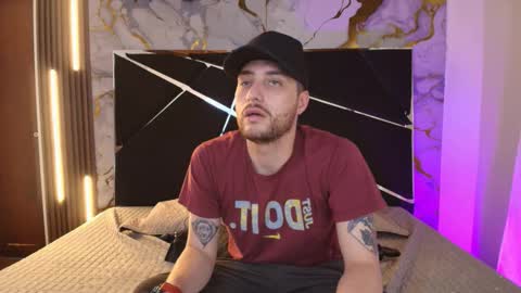 Snapshot of pleasure_vibes023 chatting on October 10, 10:20 pm JUAN AND JULI online show from October 10, 10:20 pm