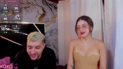 Snapshot of pleasure_vibes023 chatting on October 16, 10:11 pm JUAN AND JULI online show from October 16, 10:11 pm