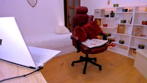 PleasureWitch online show from November 24, 11:48 pm