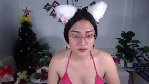 Ploysai online show from December 27, 7:51 am