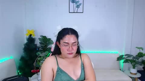 Snapshot of ploysaithailand chatting on May 20, 4:02 pm Ploysai online show from May 20, 4:02 pm