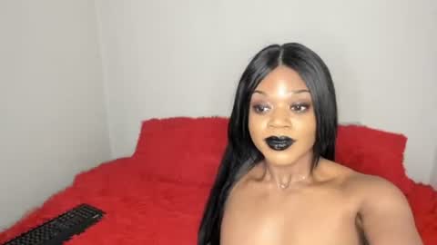 Snapshot of plushd0ll chatting on December 21, 7:10 pm plushd0ll online show from December 21, 7:10 pm