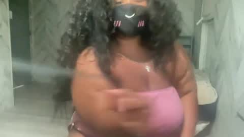 PlushieDoll online show from June 19, 1:54 am