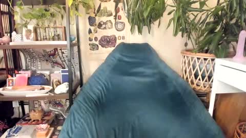 Snapshot of pluto_astrology chatting on September 20, 8:10 pm Goddess Pluto online show from September 20, 8:10 pm