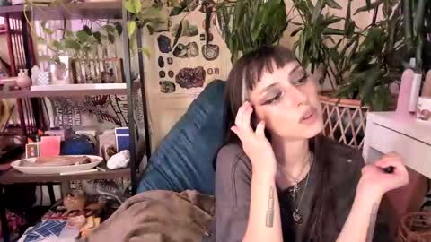 Snapshot of pluto_astrology chatting on September 27, 8:03 pm Goddess Pluto online show from September 27, 8:03 pm