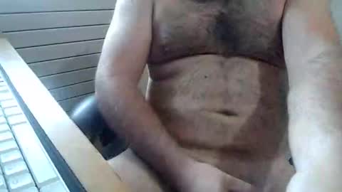 poazergg95 online show from November 26, 11:22 am