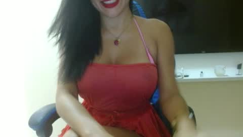 Snapshot of pocahontas261 chatting on July 12, 8:05 am pocahontas online show from July 12, 8:05 am