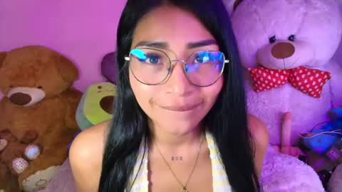Nicole online show from June 10, 11:24 pm