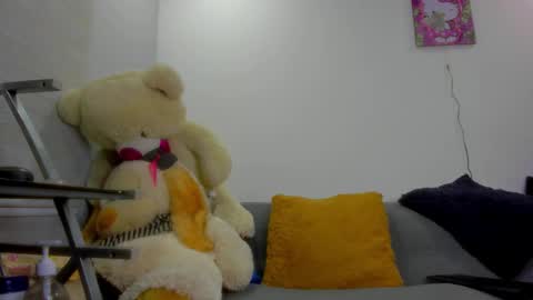 catalina online show from September 17, 6:37 am