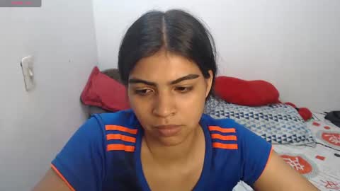 Snapshot of pocahontas_princess__ chatting on June 18, 4:44 pm Pocahontas online show from June 18, 4:44 pm