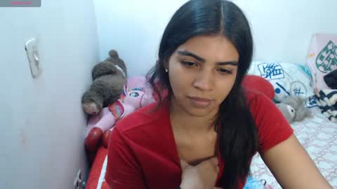 Snapshot of pocahontas_princess__ chatting on July 24, 7:23 pm Pocahontas online show from July 24, 7:23 pm