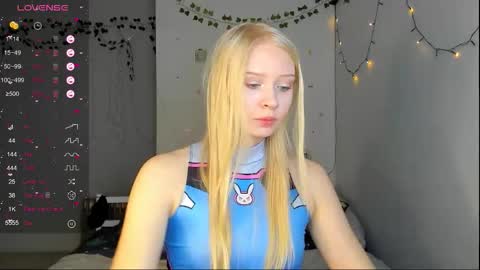 Mary online show from November 20, 10:59 am