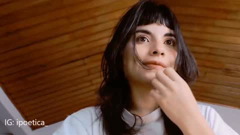 IG ipoetica  online show from December 17, 2:11 pm