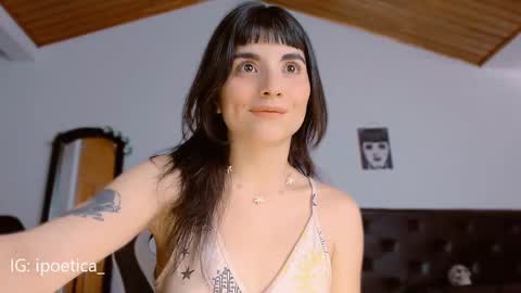 IG ipoetica  online show from December 19, 8:13 pm