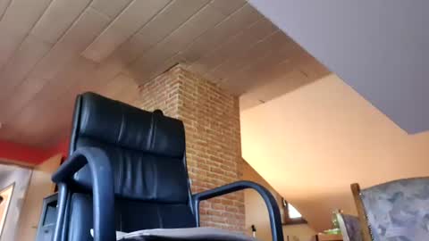 Snapshot of pointman72 chatting on July 14, 6:18 am pointman72 online show from July 14, 6:18 am
