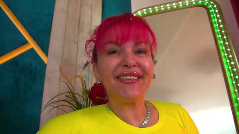 poison_milf_ online show from May 4, 3:57 am