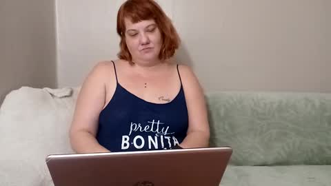 Poison Ivy online show from January 3, 3:33 pm