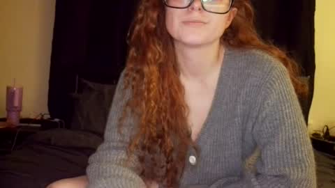 poisonivyy95 online show from July 28, 1:34 am