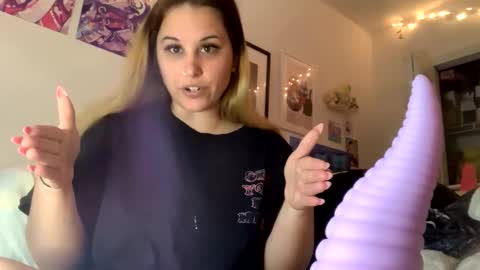 sweet angel baby  online show from March 26, 11:38 am