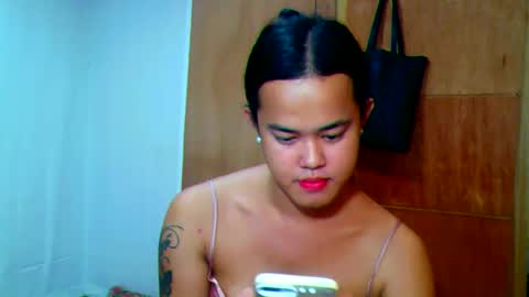 Snapshot of pokwang4you chatting on April 1, 1:41 pm pokwang4you online show from April 1, 1:41 pm
