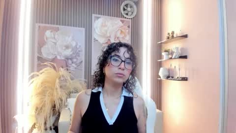 PAOLA or pola online show from September 24, 10:18 am