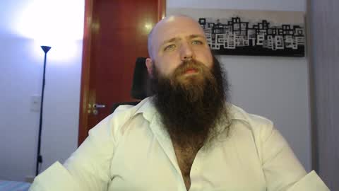 Bear online show from March 3, 1:53 am